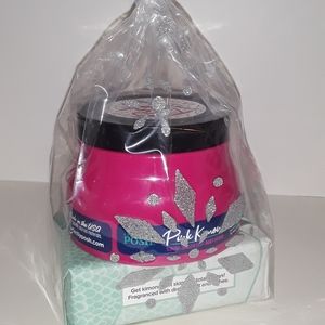 Pink Kumono Scrub &Chunk Bar holiday gift set